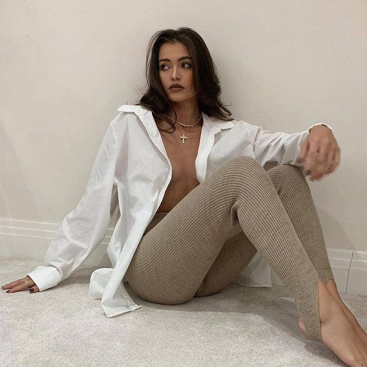 Leggings a costine con fascia al piede