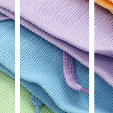 Completo sportivo da donna con laccetti