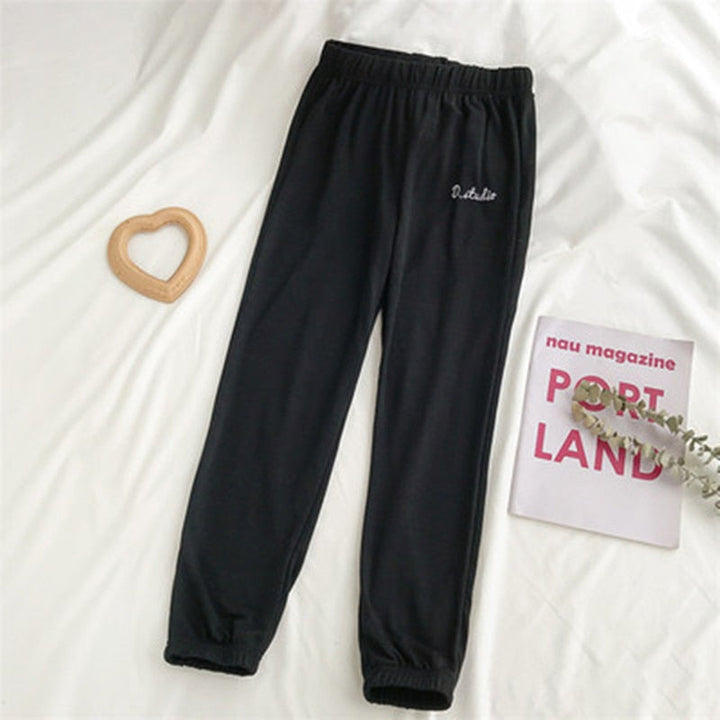 Pantaloni tuta