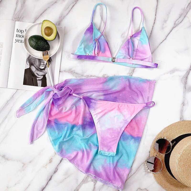 Bikini con pareo