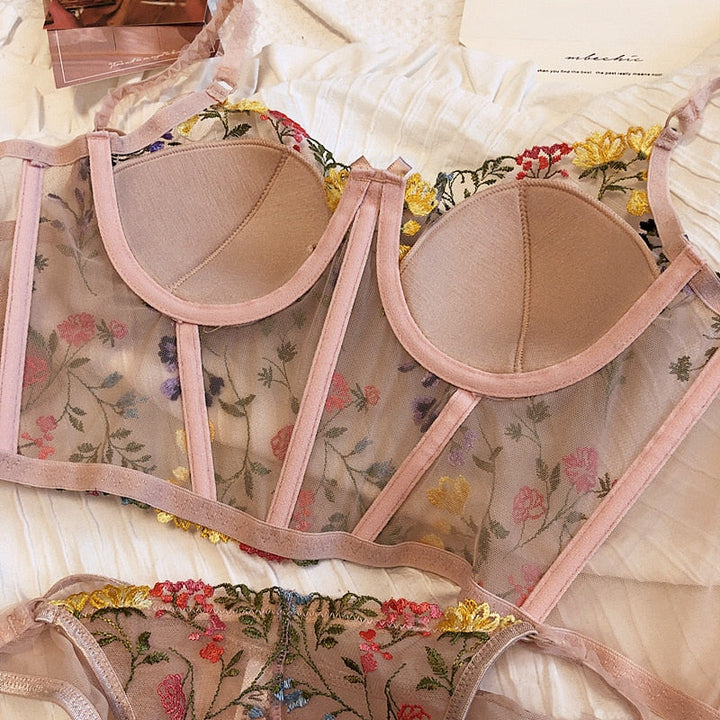 Completo intimo corsettato a fiori