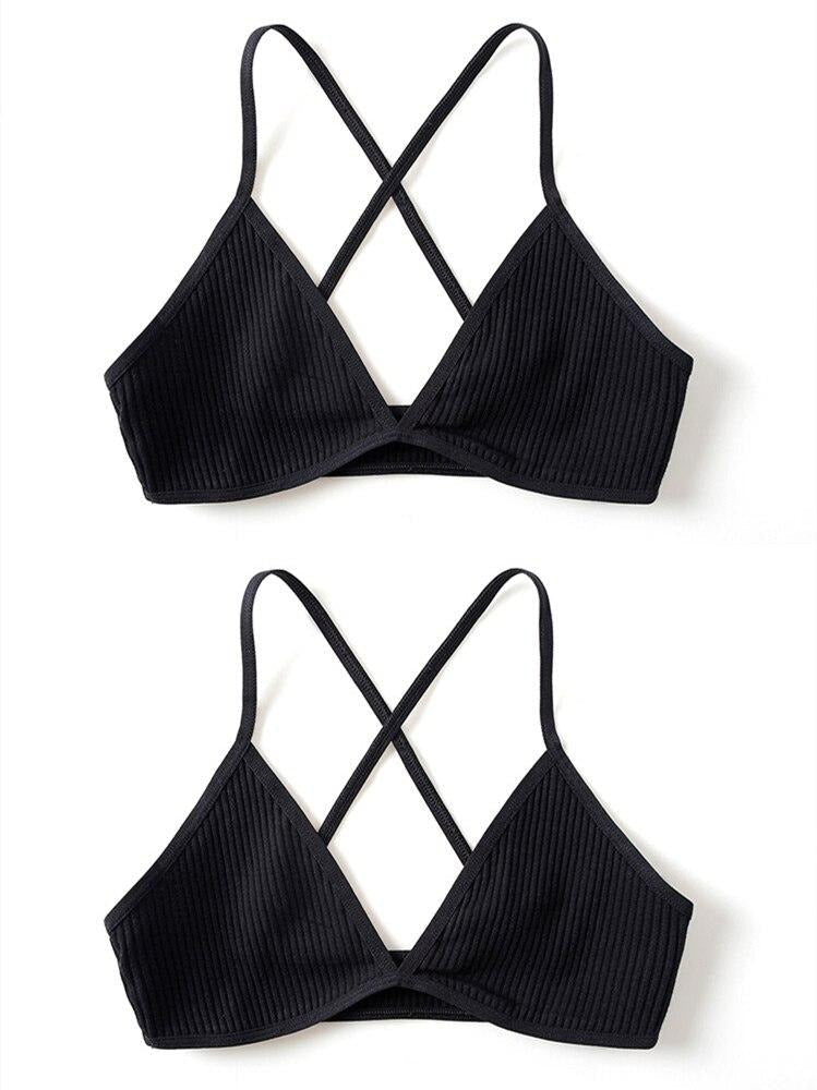 2 reggiseni con coppe triangolari