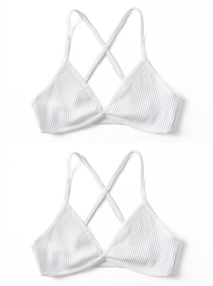 2 reggiseni con coppe triangolari