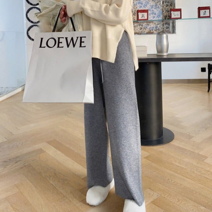 Pantaloni larghi con gamba dritta