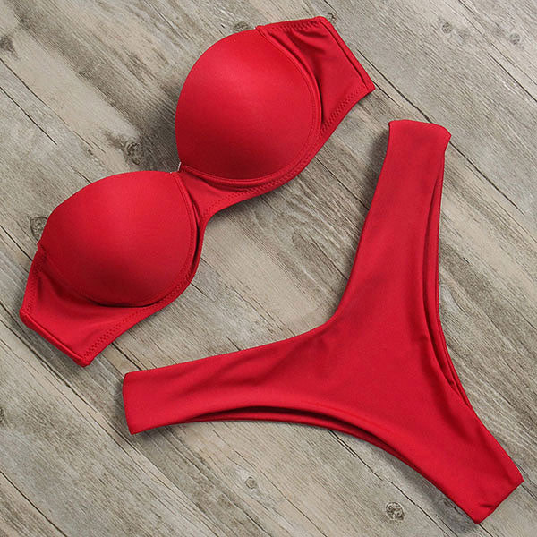 Costume da bagno a due pezzi senza spalline