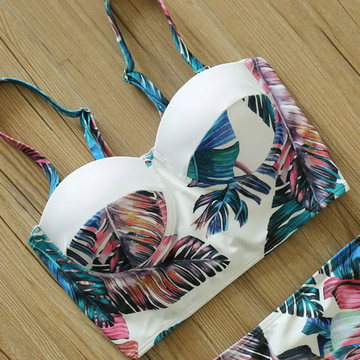 Costume da bagno a due pezzi con vita alta