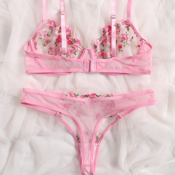 Completo intimo con pizzo floreale