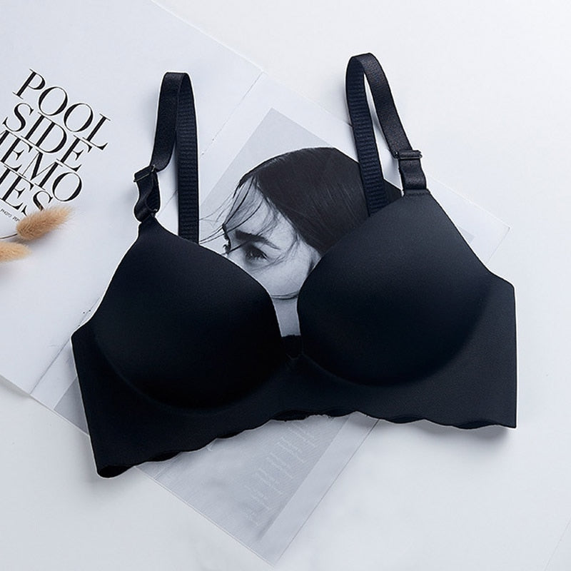 Reggiseno senza cuciture con bordo ondulato