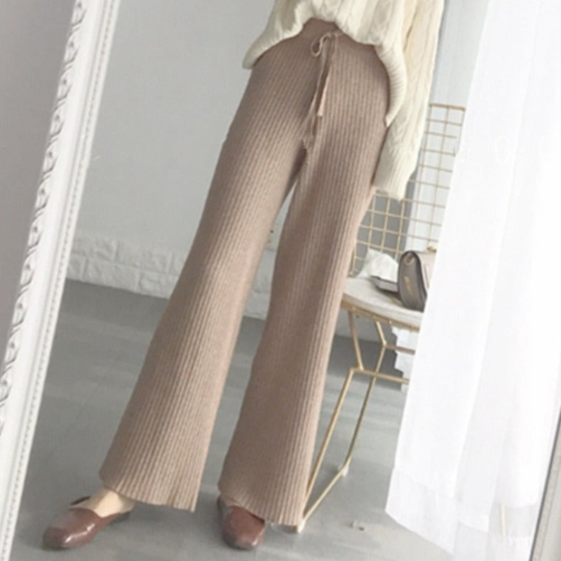Pantaloni denim comodi a costine con laccetti