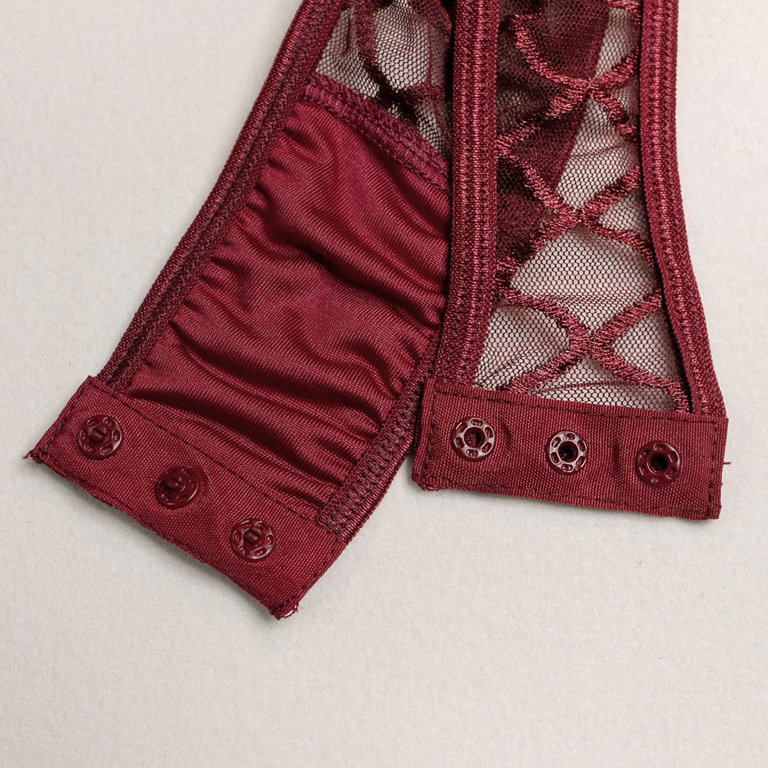 Body trasparente con catenelle decorative