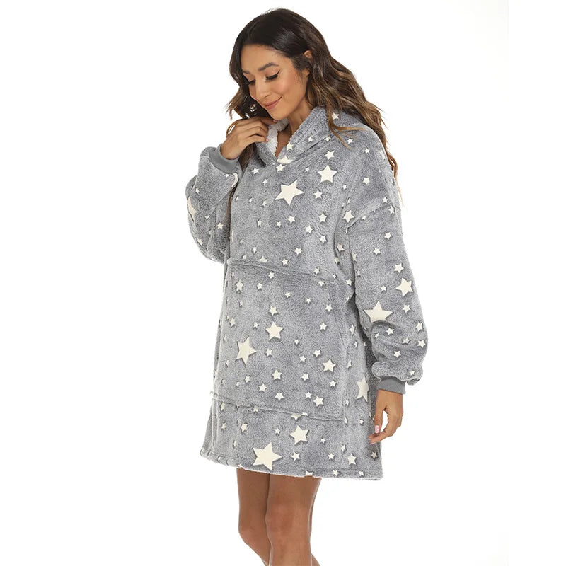 Felpa oversize con cappuccio e stelle glitterate