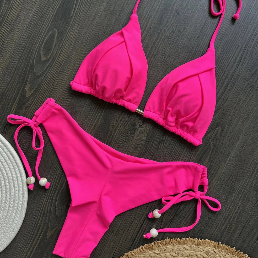 Bikini con cordini decorativi