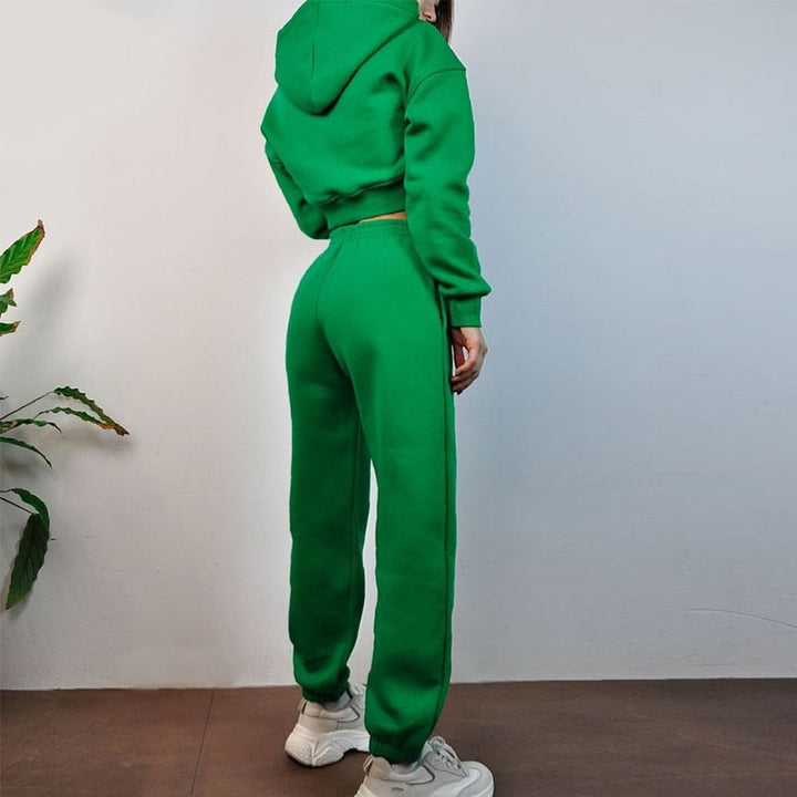 Completo abbigliamento homewear in felpa