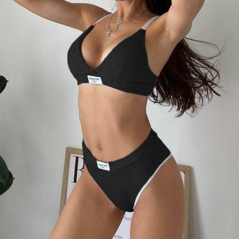 Set intimo stile sportivo