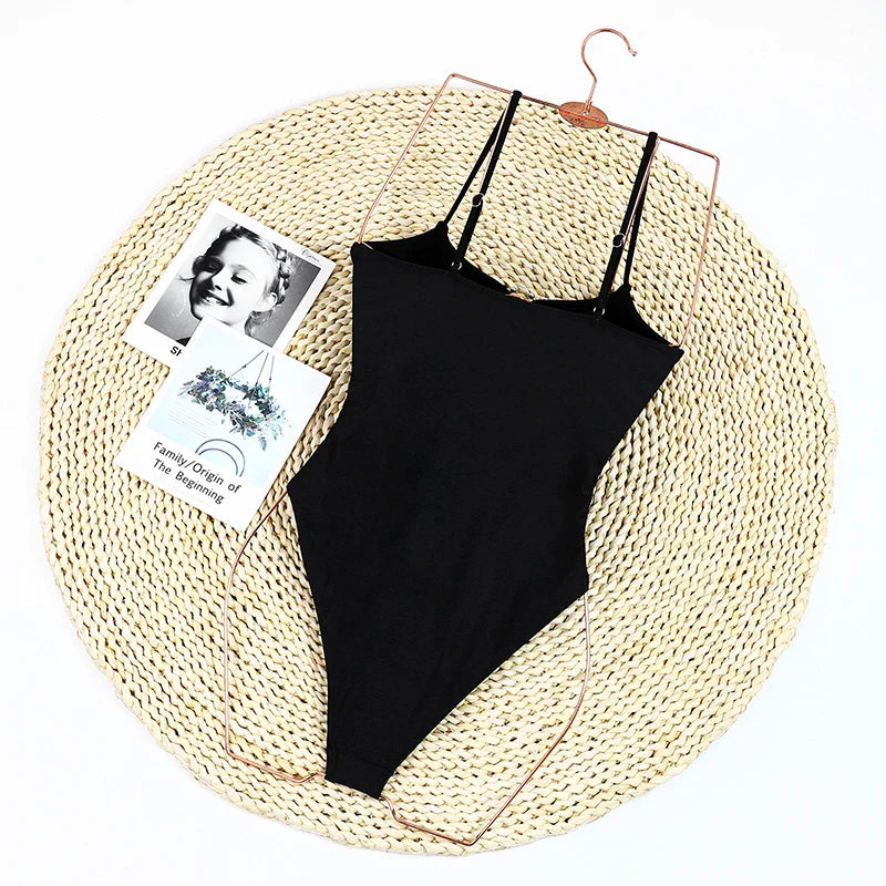 Costume da bagno intero con cut-out