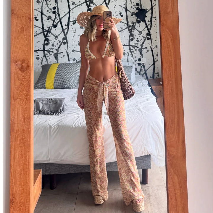 Set bikini estivo con pantaloni lunghi
