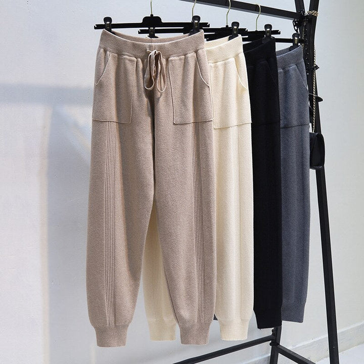 Pantaloni in denim comodi con elastico alle caviglie