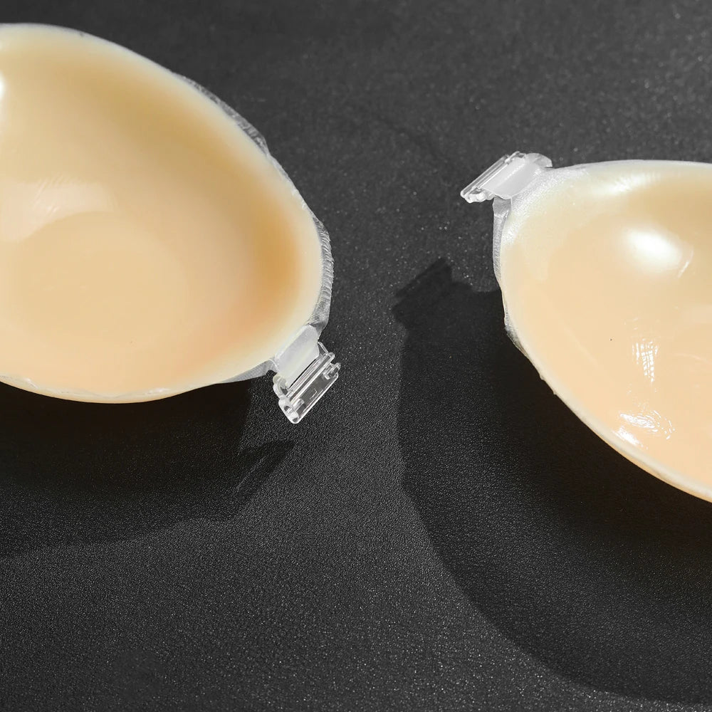 Reggiseno autoadesivo in silicone