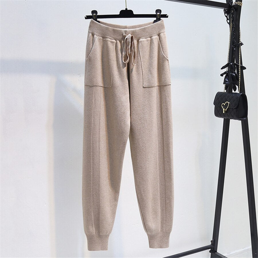 Pantaloni in denim comodi con elastico alle caviglie