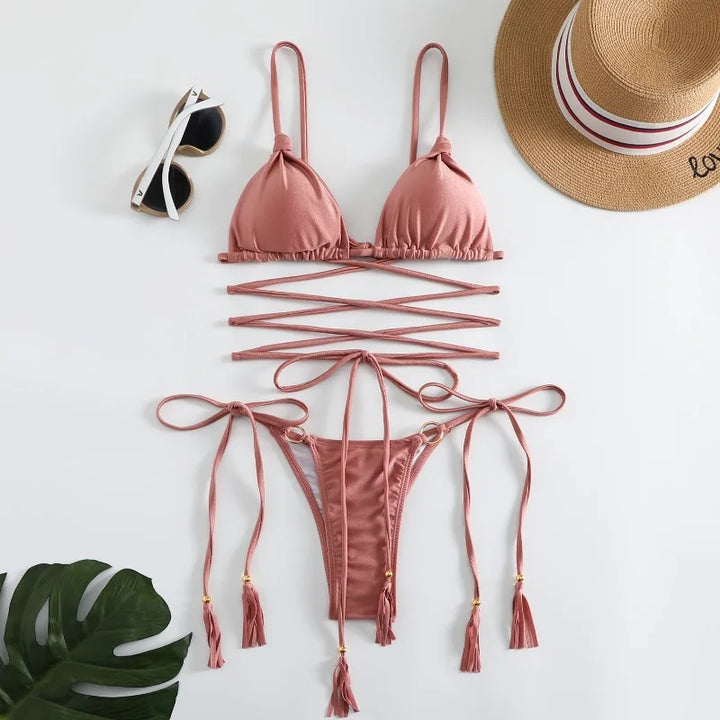 Bikini con lacci decorativi