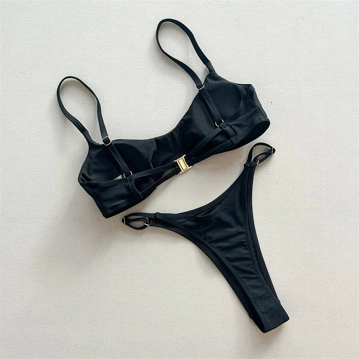 Bikini con scollo alto