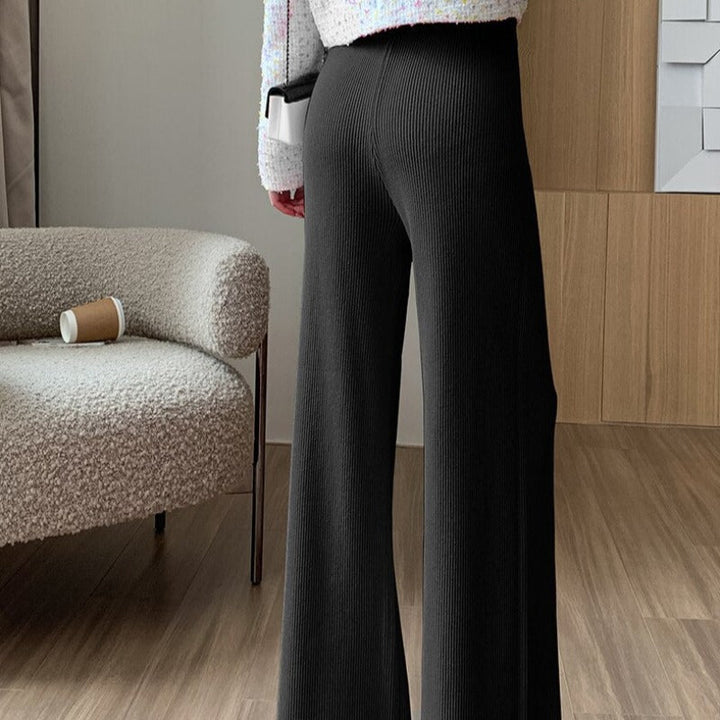 Pantaloni maglia ampi con laccio di chiusura