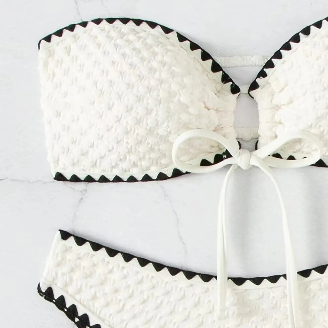 Costume da bagno bandeau 2 pezzi con laccetti decorativi e materiale testurizzato