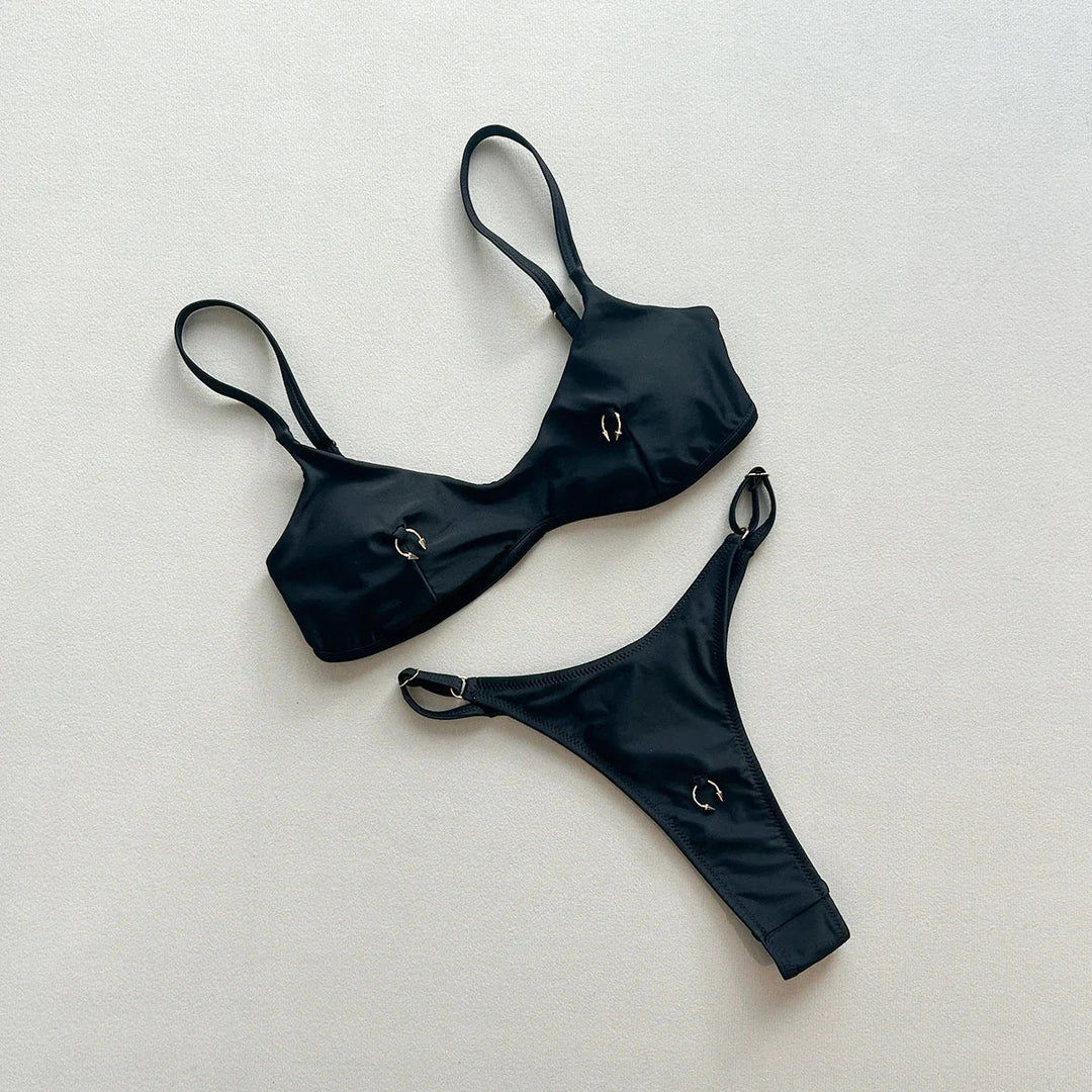 Bikini con scollo alto