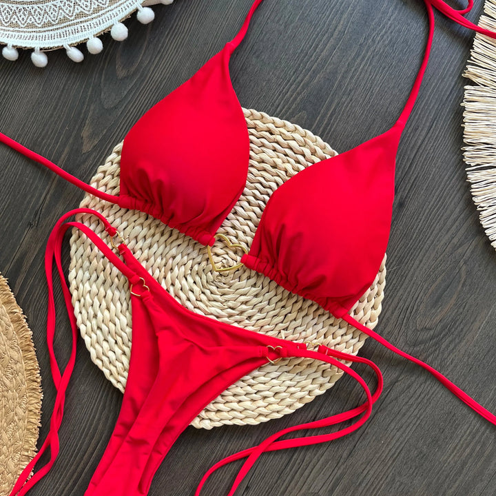 Bikini a due pezzi con laccetti