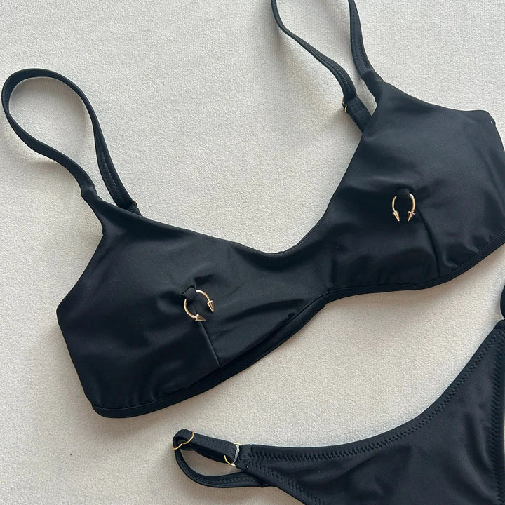 Bikini con scollo alto