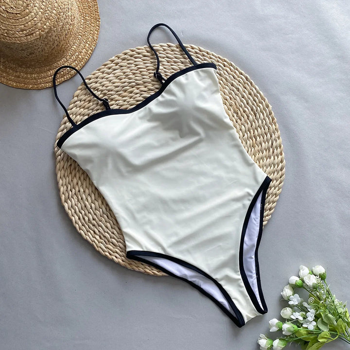 Costume da bagno intero minimalista