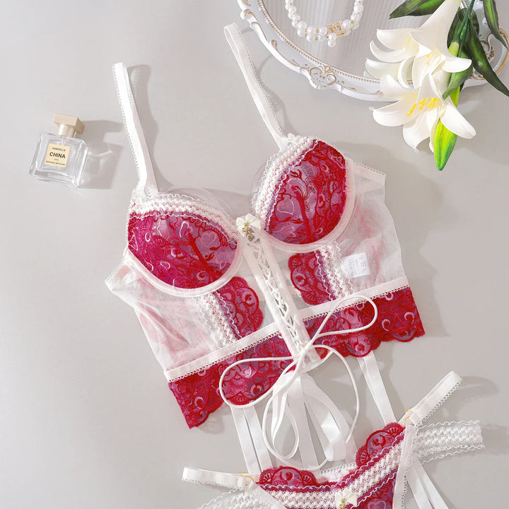 Completo intimo con corsetto