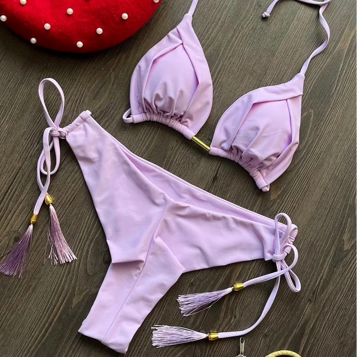 Bikini con cordini decorativi