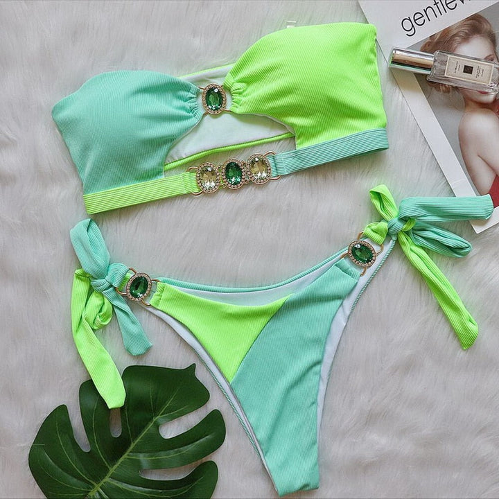 Costume da bagno due pezzi stile brasiliano