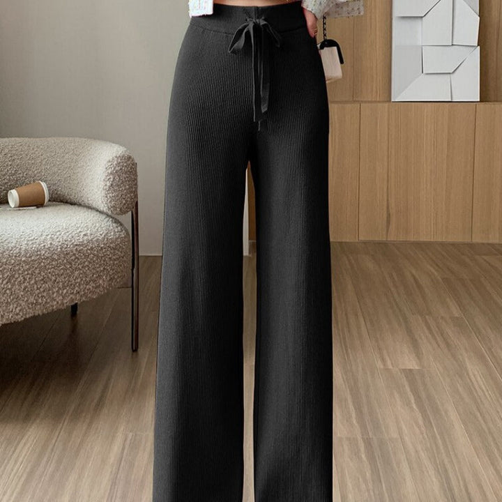 Pantaloni maglia ampi con laccio di chiusura
