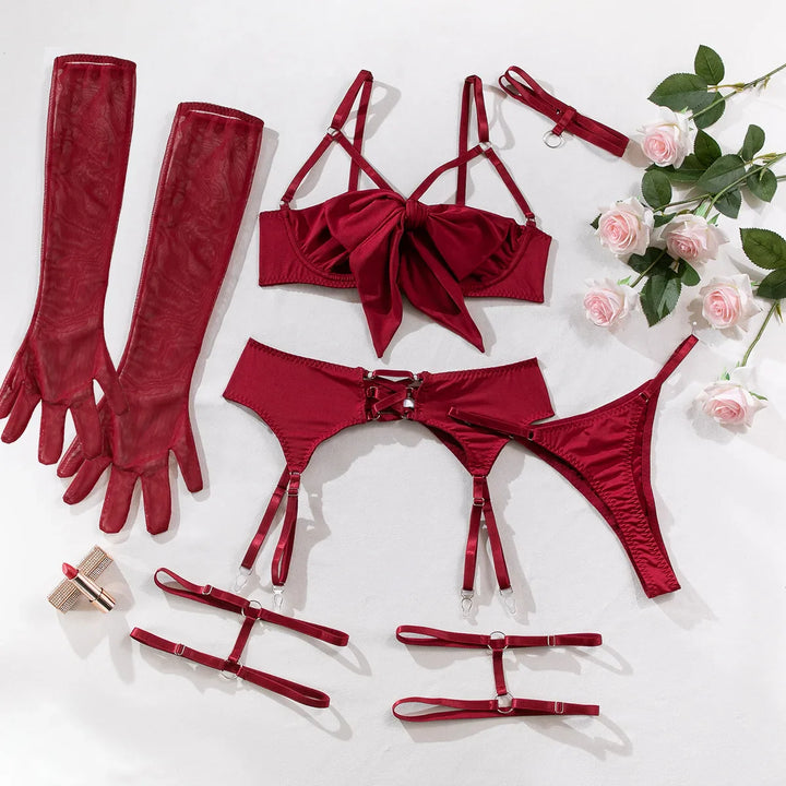 Completo intimo con guanti e reggicalze