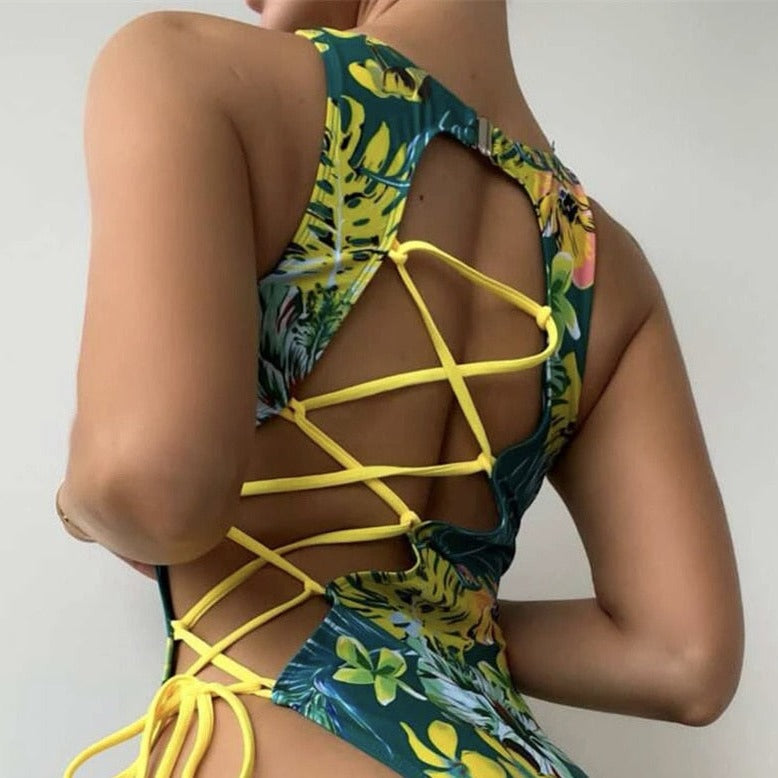 Costume da bagno con laccetti decorativi
