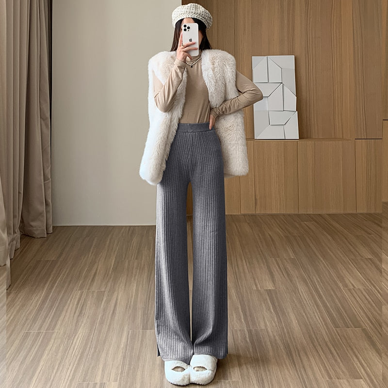 Pantaloni in tessuto con cutout alle gambe