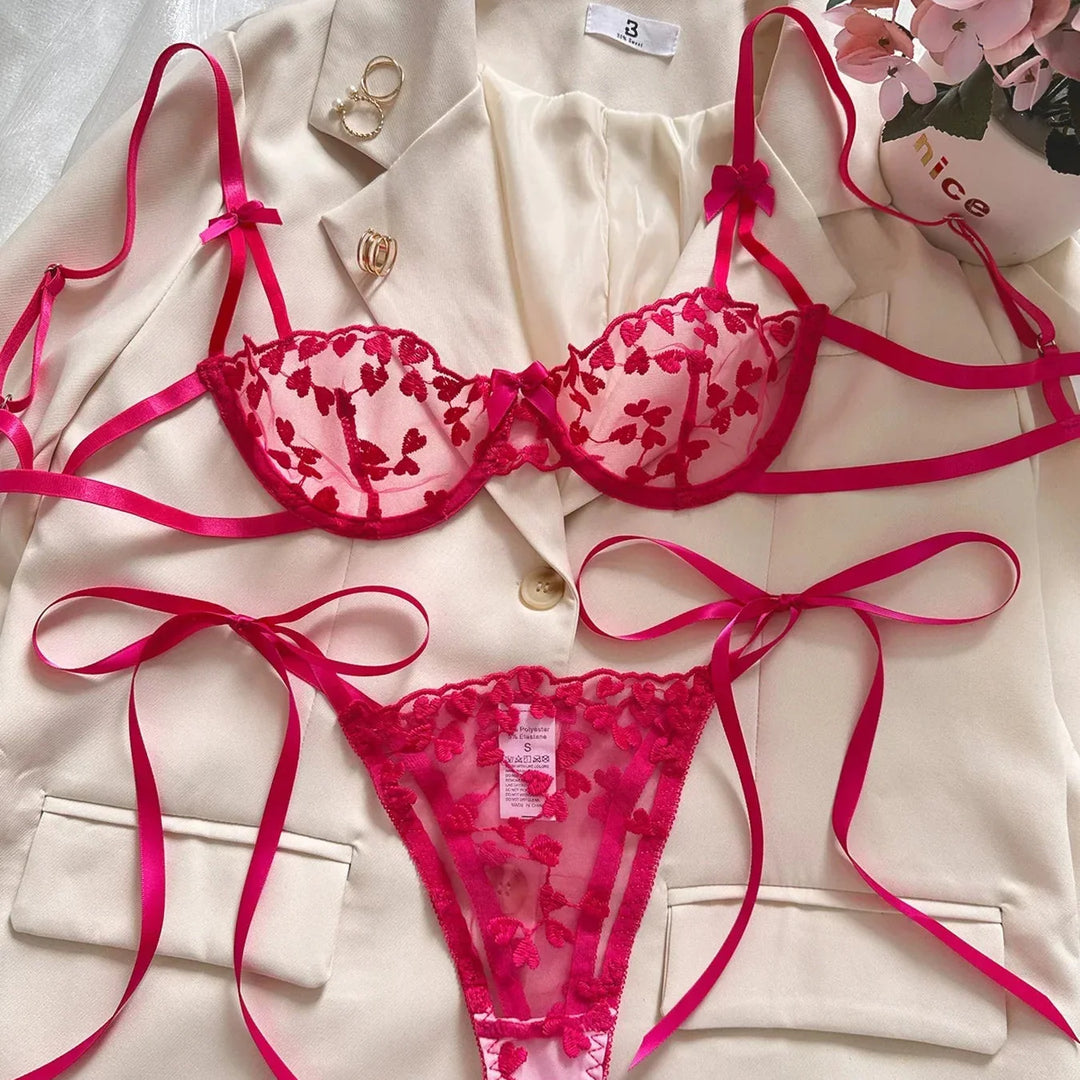 Completo intimo ricamato