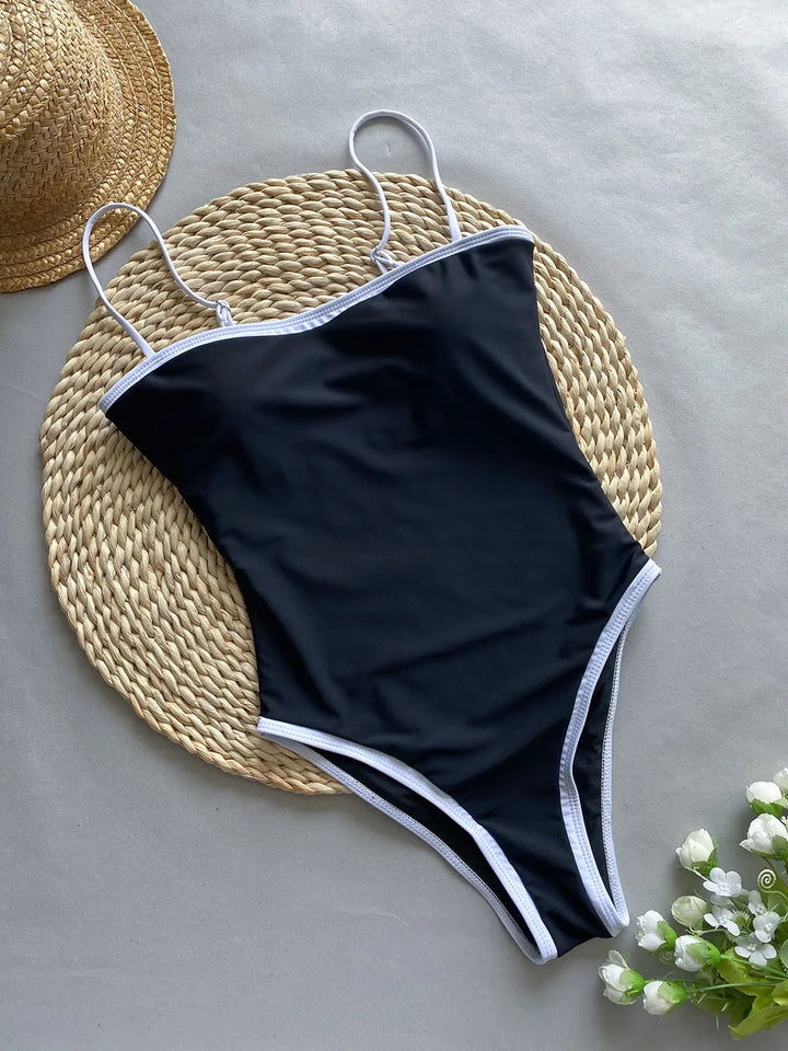 Costume da bagno intero minimalista