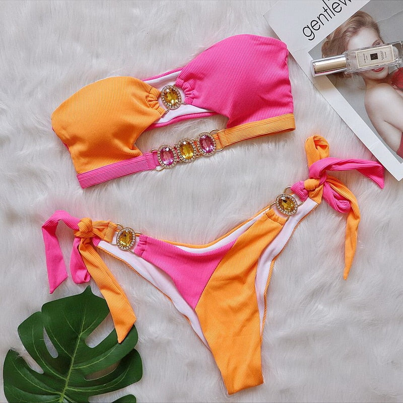 Costume da bagno due pezzi stile brasiliano