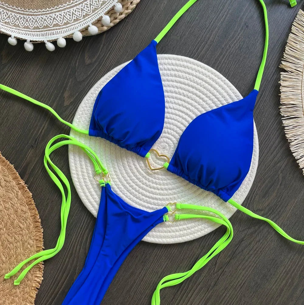 Bikini a due pezzi con laccetti