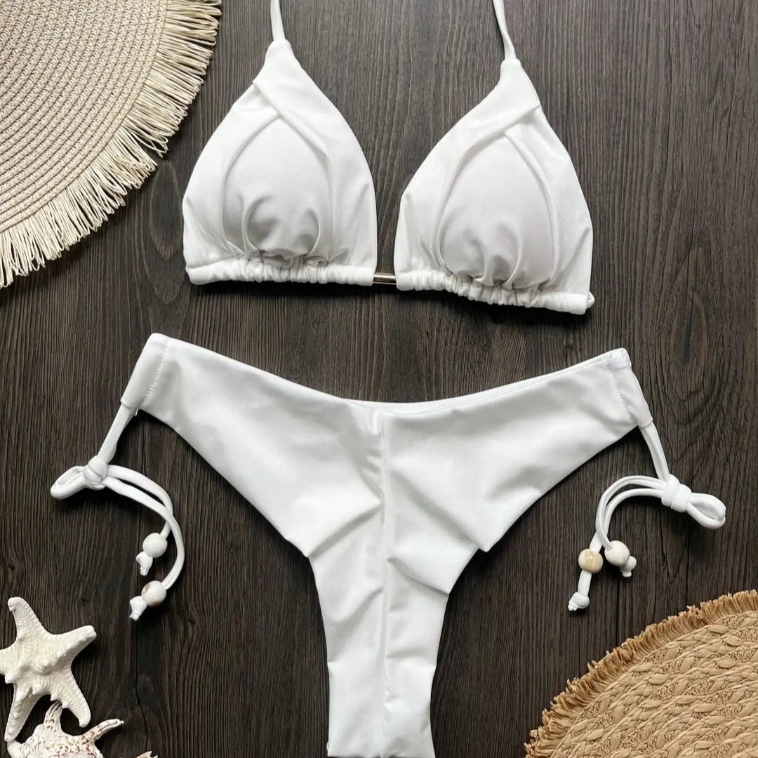 Bikini con cordini decorativi