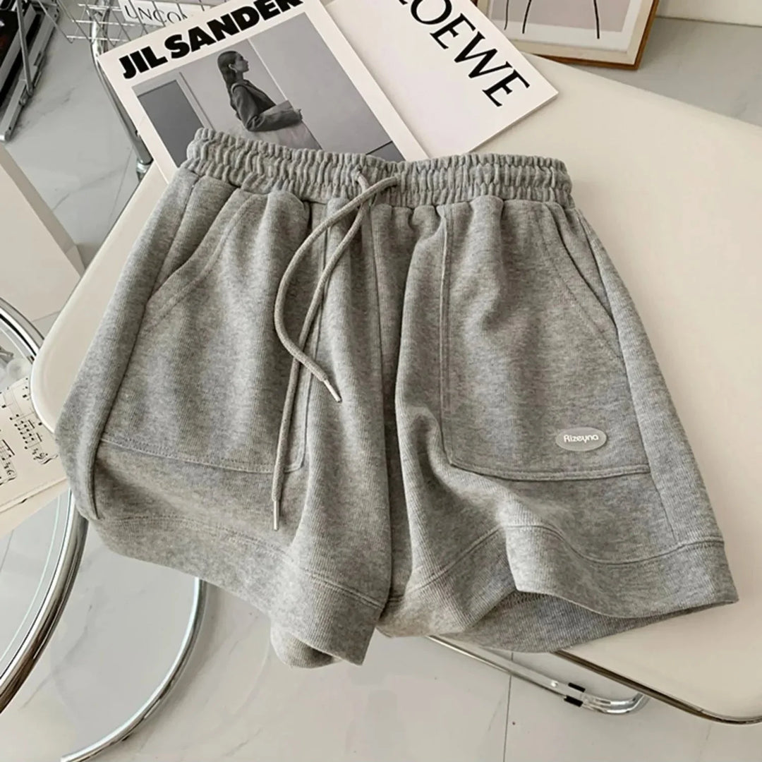 Pantaloncini sportivi ampi