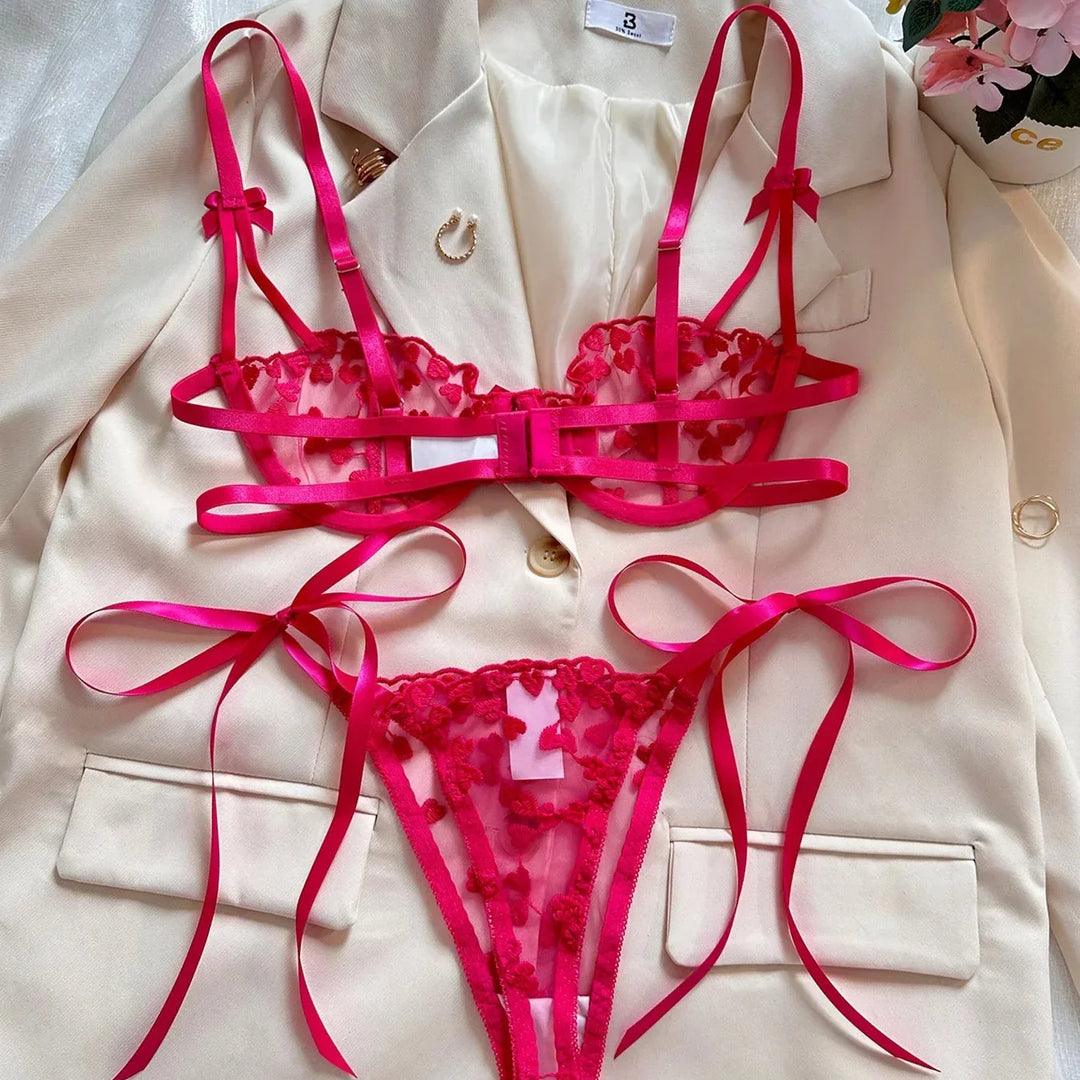 Completo intimo ricamato