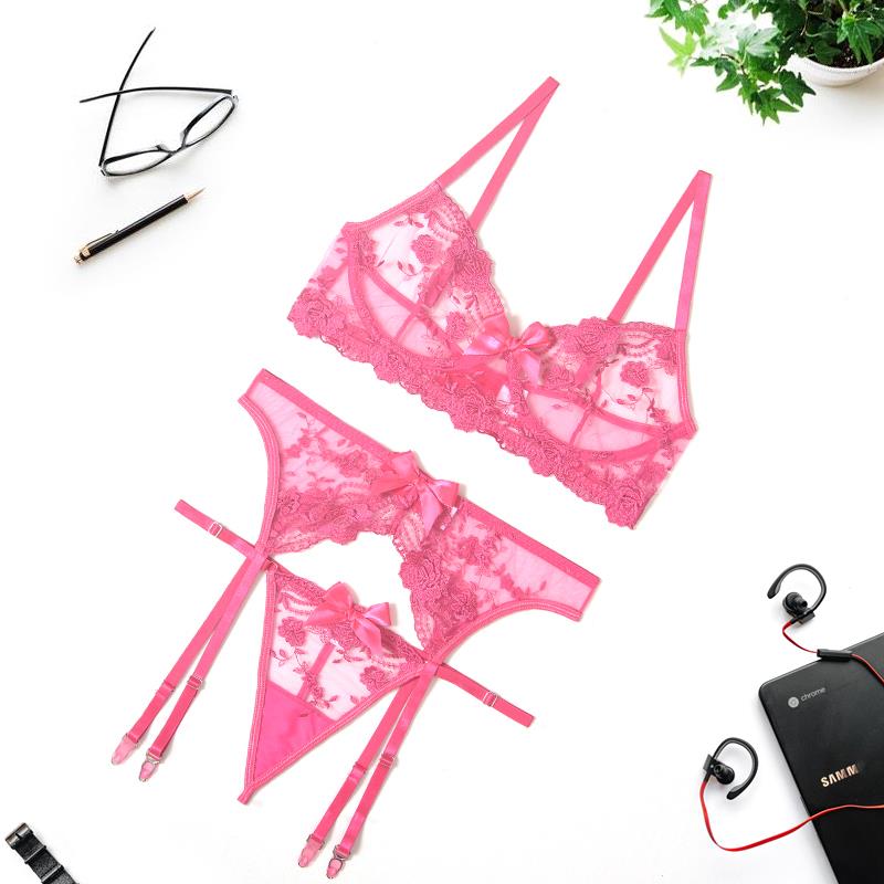 Un set di biancheria intima di pizzo