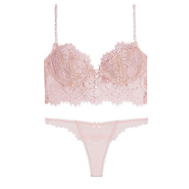 Un set di biancheria intima di pizzo con un top a corsetto