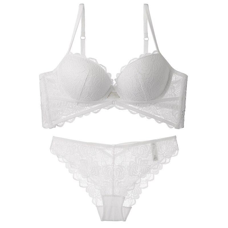 Set lingerie in pizzo effetto Push UP
