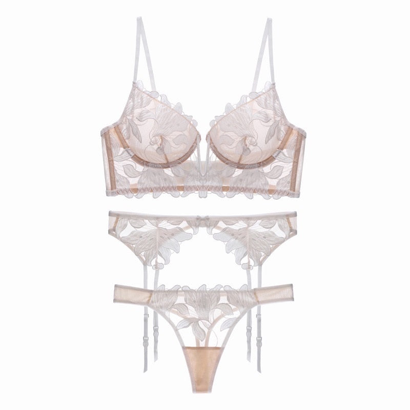 Completo intimo 3 pezzi con pizzo floreale