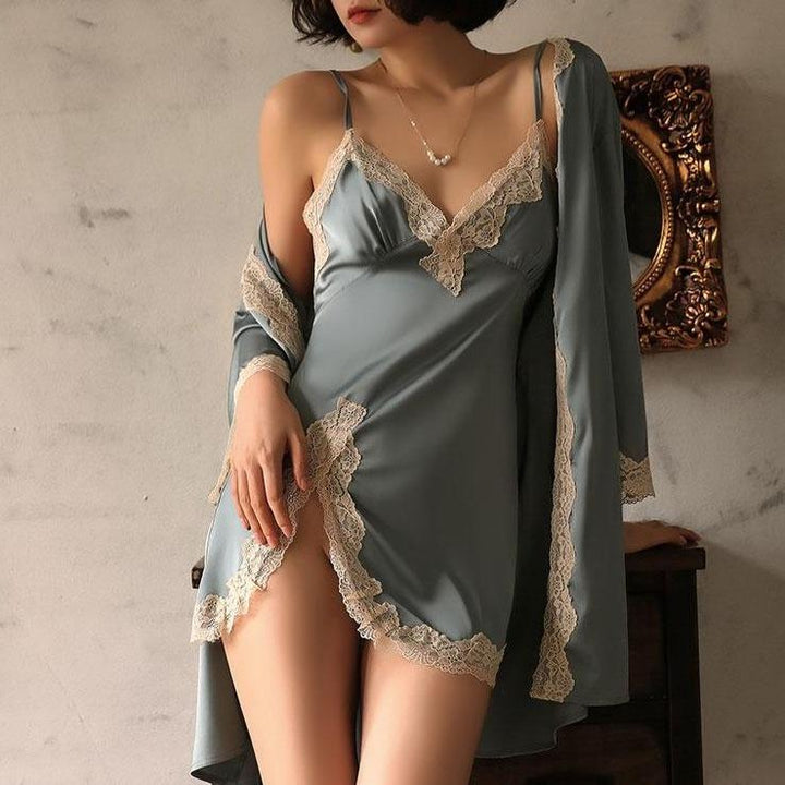Camicia da notte con accappatoio